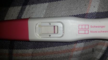 10 nach minuten schwangerschaftstest linie schwache Clearblue Frühtest