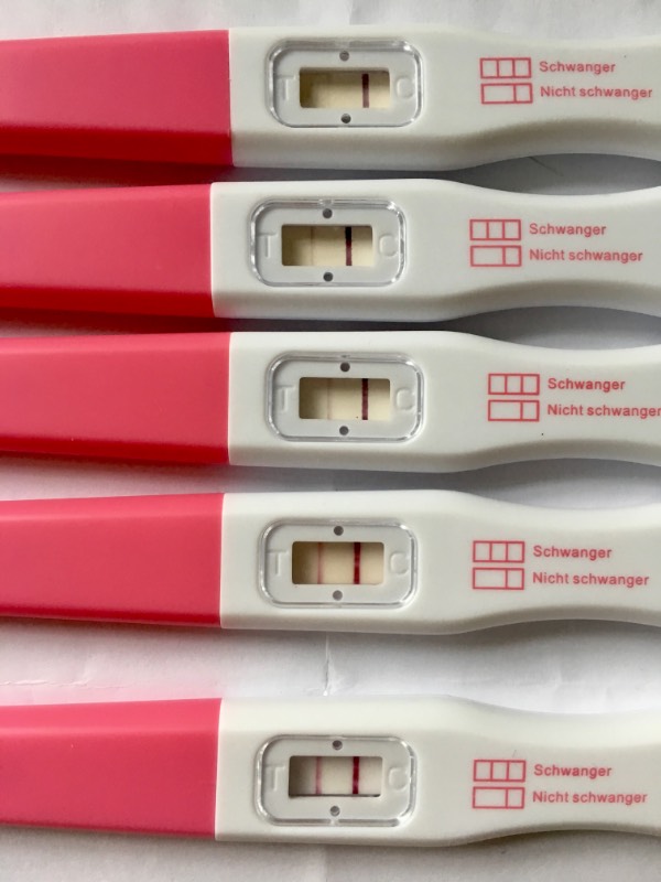 Positiv schwangerschaftstest wie lange HCG Wert